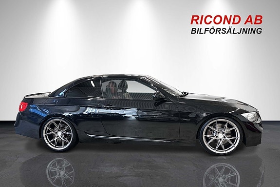 BMW 335i 14 of 23