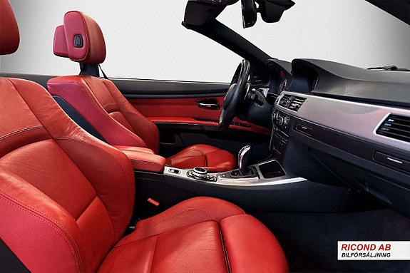 BMW 335i 16 of 23