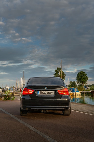 BMW 318d 6 of 18