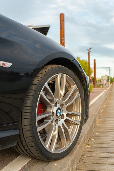 BMW 318d 8 of 18