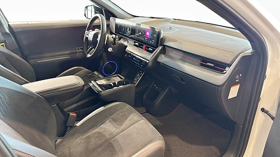 Hyundai Ioniq 5 11 of 16