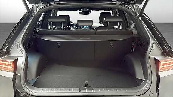 Hyundai Ioniq 5 8 of 9