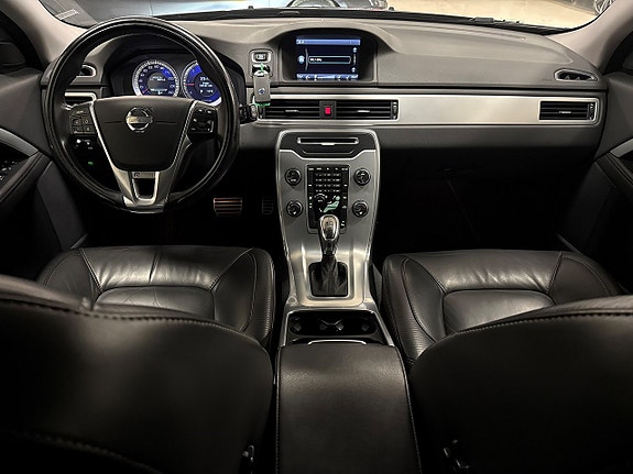 Volvo V70 10 of 21