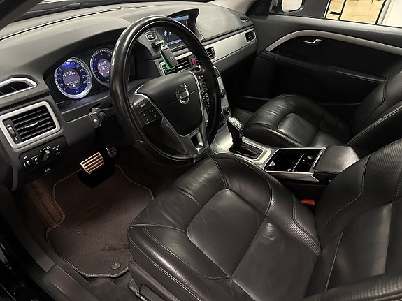 Volvo V70 7 of 21