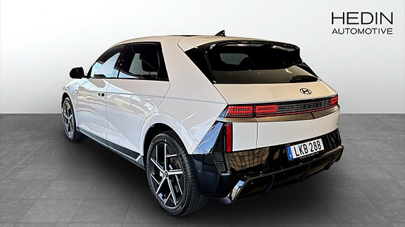 Hyundai Ioniq 5 4 of 16