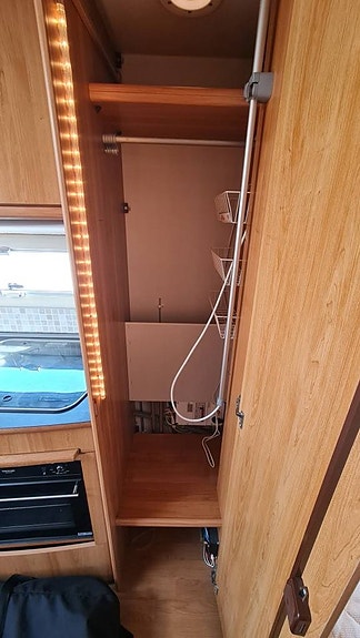 POLAR 590 Långbädd 2,5M bred med Förtält och Stor kyl/Frys 10 of 10