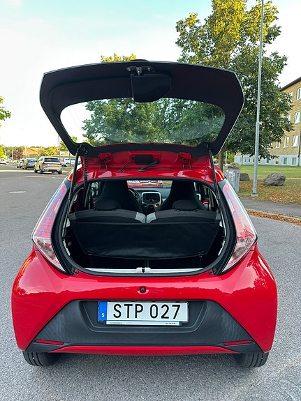Toyota Aygo 5 of 10