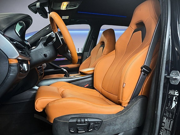 BMW X5 11 of 25