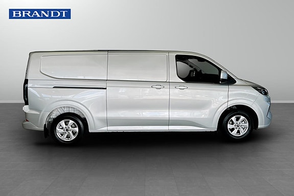 Ford Transit Custom 3 of 7