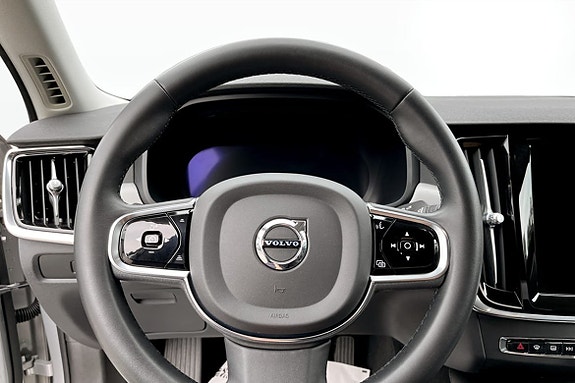 Volvo S90 7 of 9