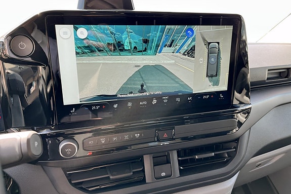 Ford E-Transit 6 of 8