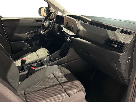 Volkswagen Caddy Maxi 19 of 30