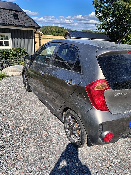 Kia Picanto 3 of 14