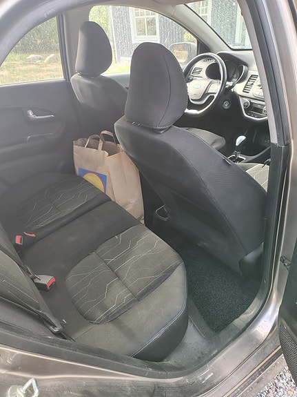 Kia Picanto 10 of 14