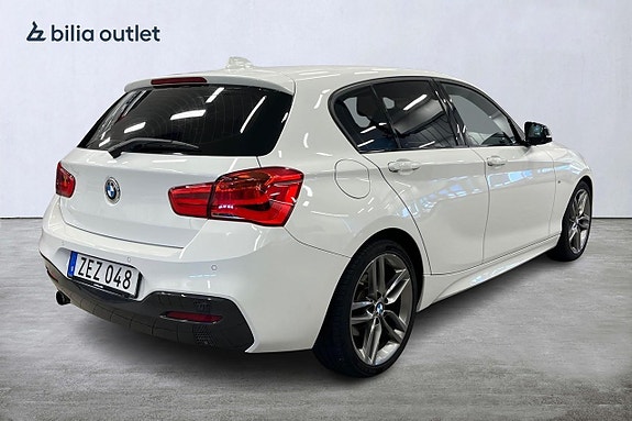 BMW 118i 5 of 24