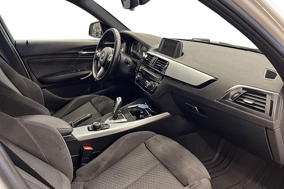 BMW 118i 15 of 24