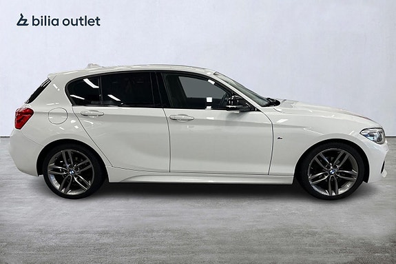 BMW 118i 6 of 24