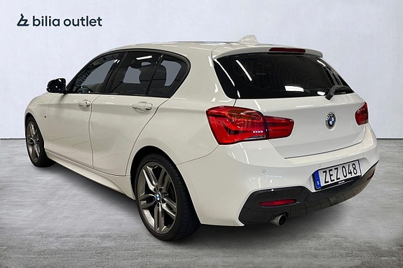 BMW 118i 3 of 24