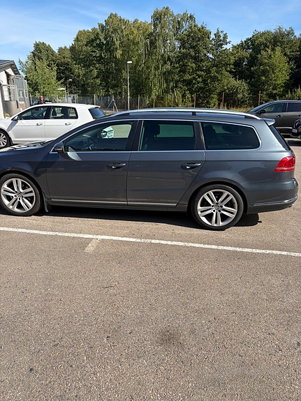 Volkswagen Passat 6 of 14