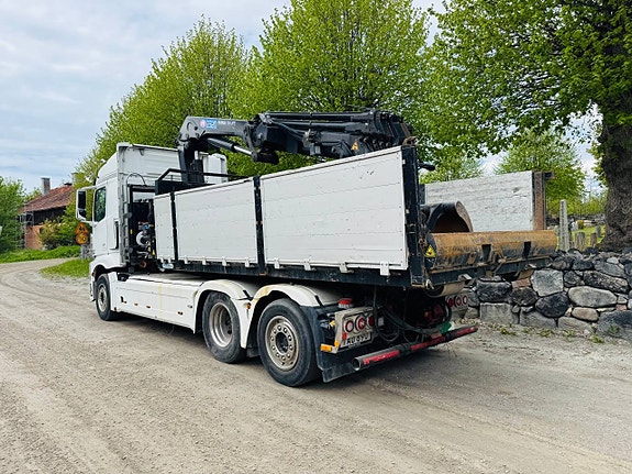 Mercedes Actros Lastväxlare 6x2 + Kranflak 2 of 3