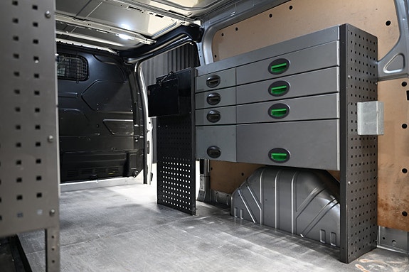 Ford Transit Custom 11 of 30
