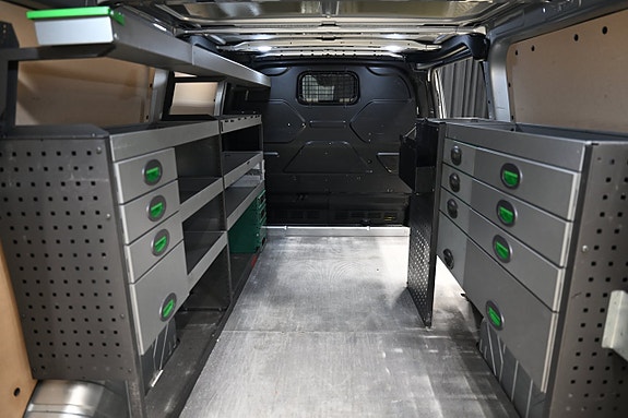 Ford Transit Custom 6 of 30