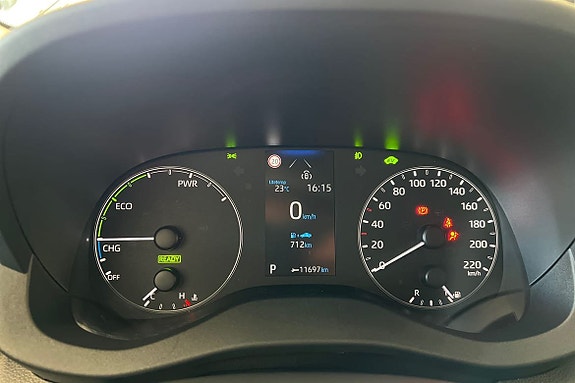 Toyota Yaris 16 of 21