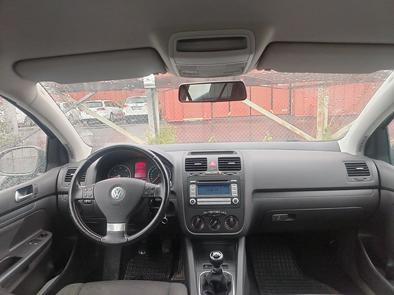 Volkswagen Golf V 6 of 7