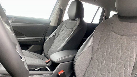 Volkswagen Tayron 8 of 12
