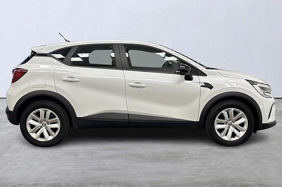 Renault Captur 3 of 23