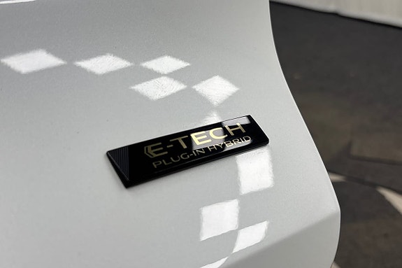 Renault Captur 18 of 23