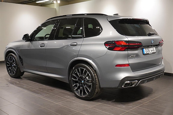 BMW X5 3 of 18