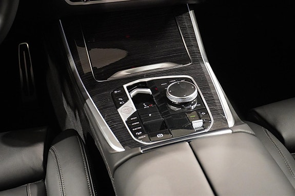 BMW X5 13 of 18