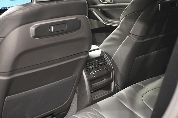 BMW X5 15 of 18
