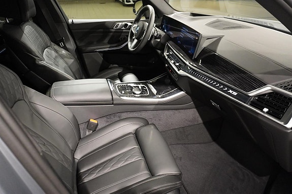 BMW X5 9 of 18