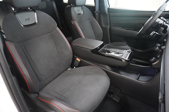 Hyundai Tucson 11 of 16
