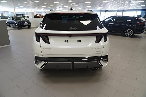 Hyundai Tucson 4 of 16