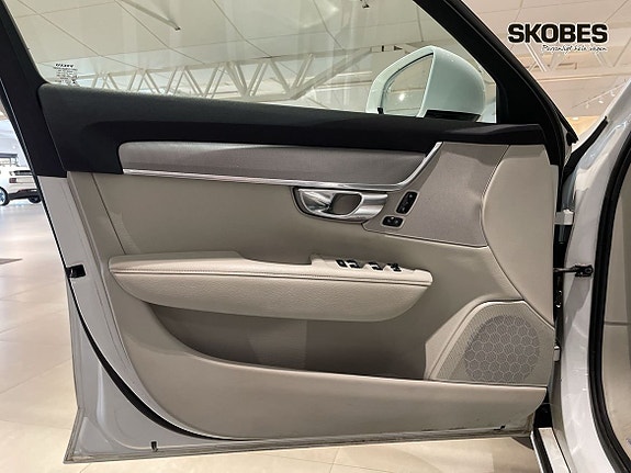 Volvo V90 15 of 21