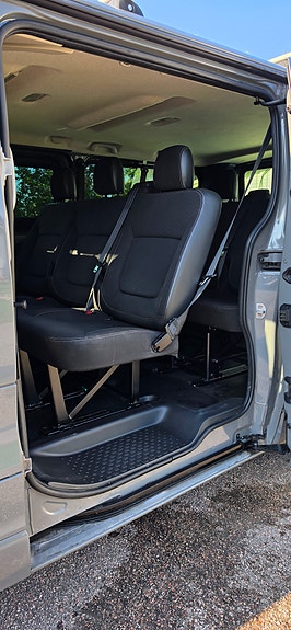 Opel Vivaro 22 of 24