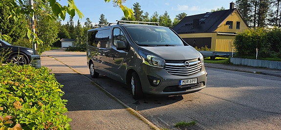 Opel Vivaro 3 of 24