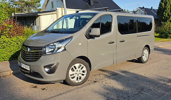 Opel Vivaro 4 of 24