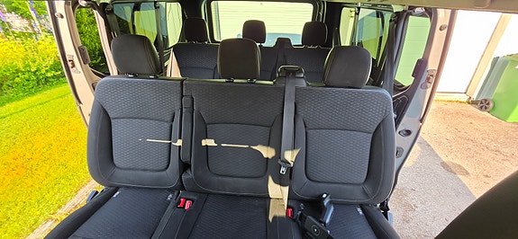 Opel Vivaro 6 of 24