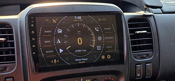 Opel Vivaro 13 of 24