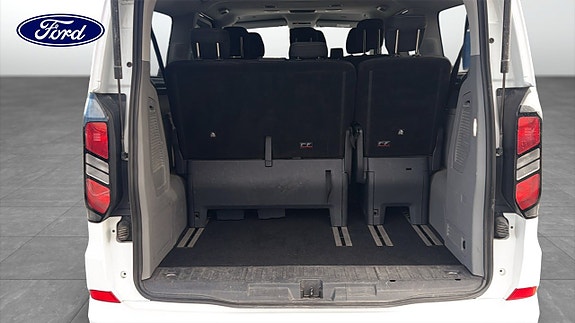 Ford Custom Tourneo 10 of 11