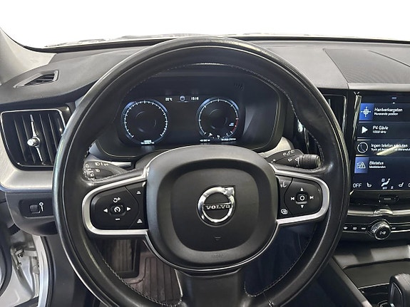 Volvo XC60 9 of 12