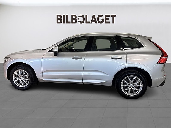 Volvo XC60 2 of 12