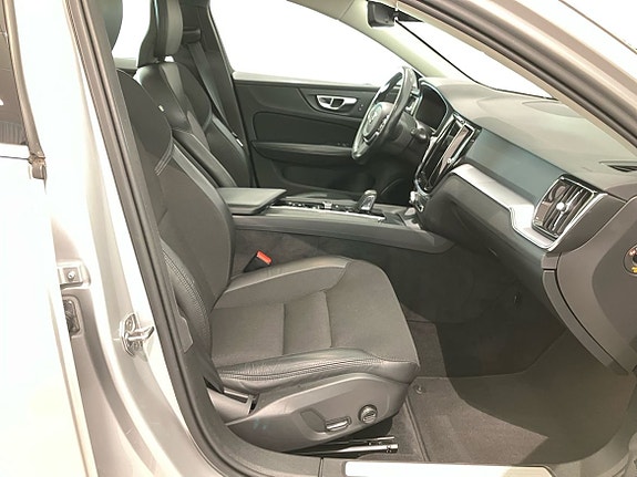 Volvo V60 9 of 14