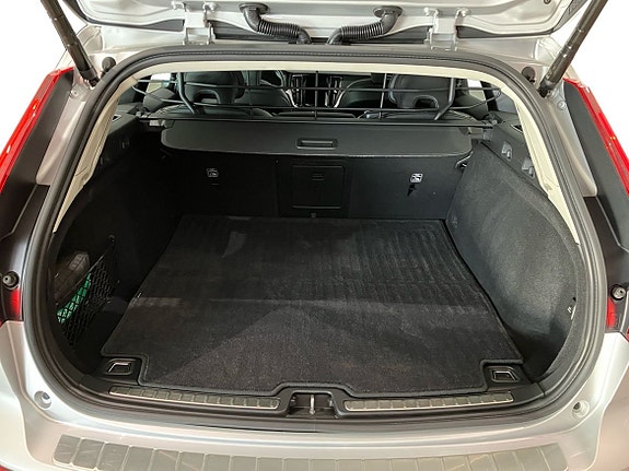 Volvo V60 7 of 14