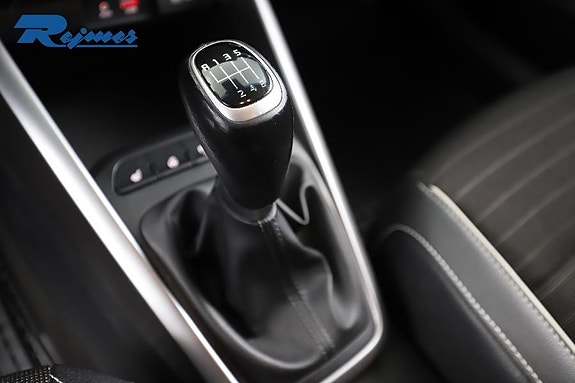 Kia Rio 24 of 27