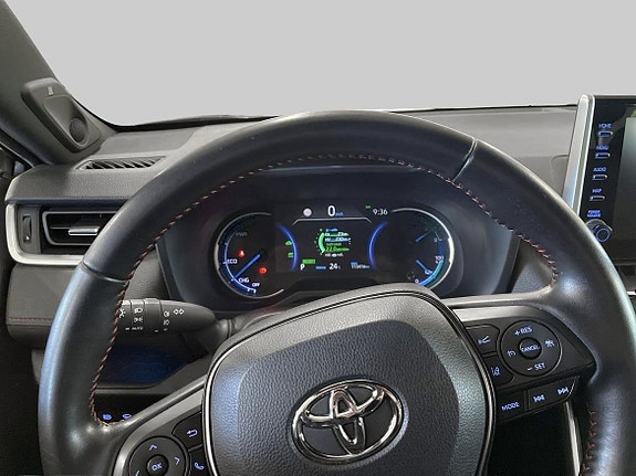 Toyota RAV4 15 of 19